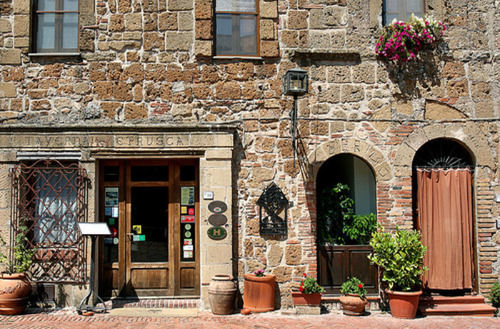 Locanda Della Taverna Etrusca Hotel Sovana Buitenkant foto